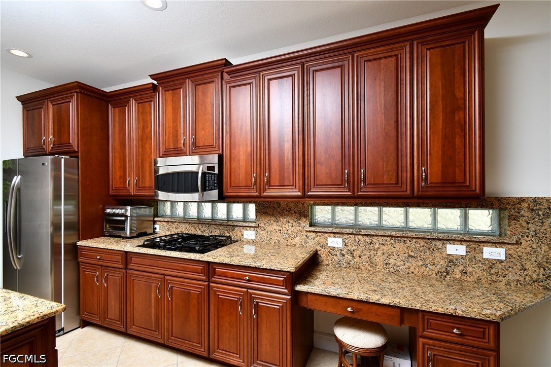 3 Bed SingleFamilyResidence for Sale in Estero, photo 11
