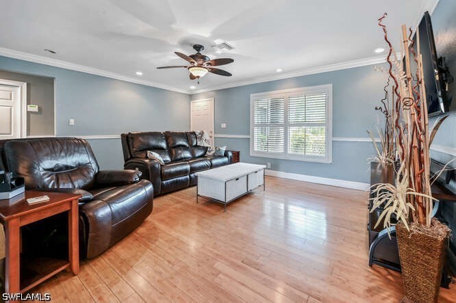 3 Bed Pool Home for Sale in Villa Bonita, photo 11