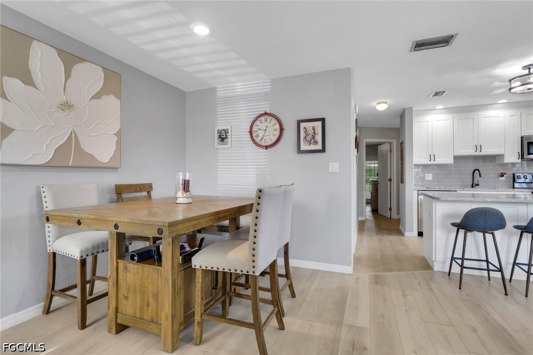 2 Bed Attached for Sale in Fort Myers, photo 11