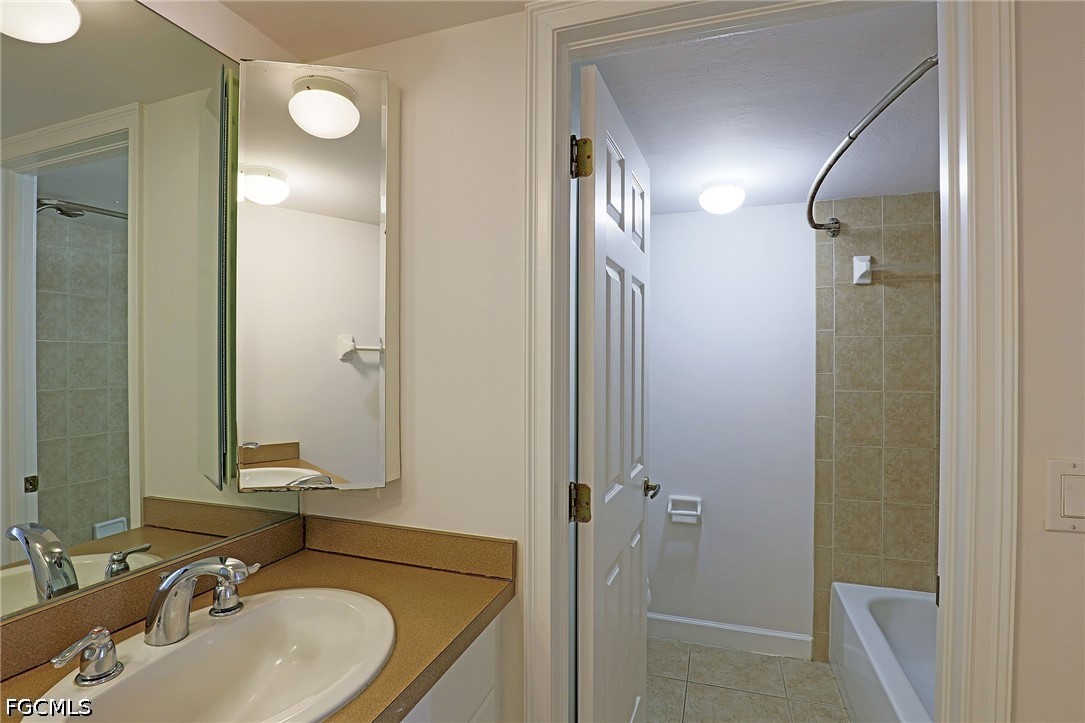 2 Bed Townhouse for Sale in Fort Myers, photo 11