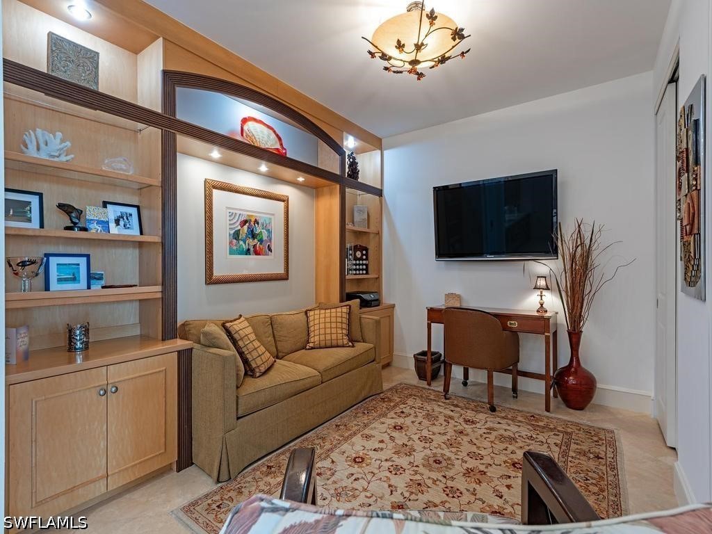 3 Bed Condominium for Sale in Olde Naples, photo 11