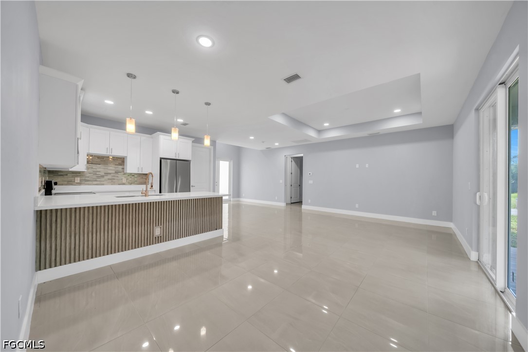 3 Bed SingleFamilyResidence for Sale in Lehigh Acres, photo 11