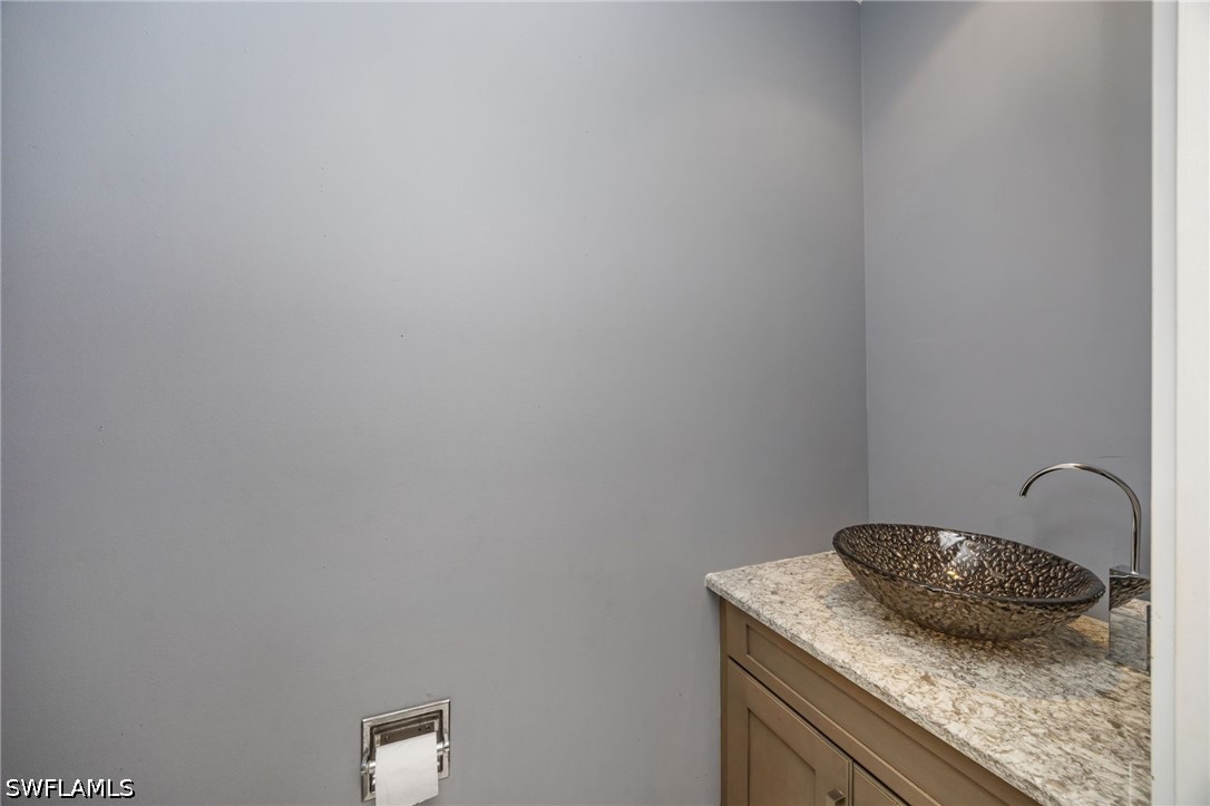 3 Bed Pool Home for Sale in The Cove, photo 11