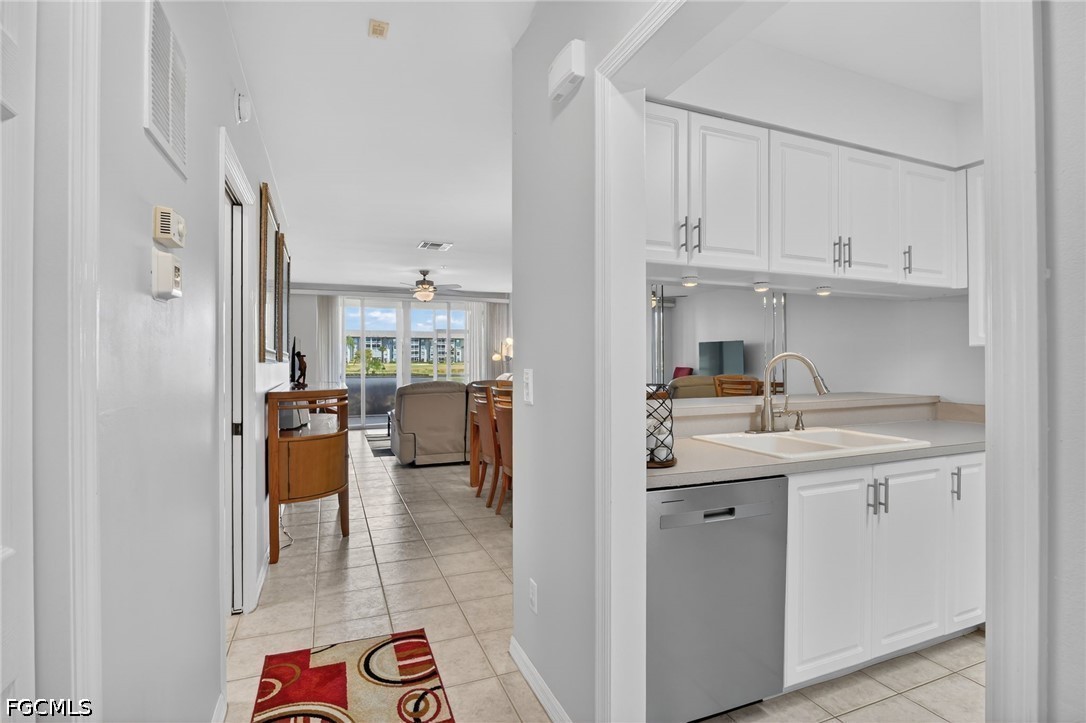 2 Bed Condominium for Sale in Fort Myers, photo 11