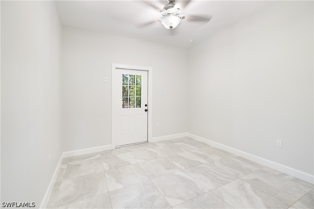 3 Bed SingleFamilyResidence for Sale in Naples, photo 11