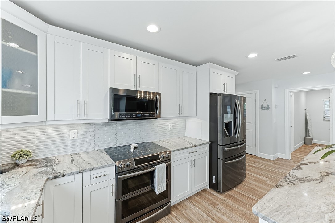 3 Bed Pool Home for Sale in Naples Park, photo 11