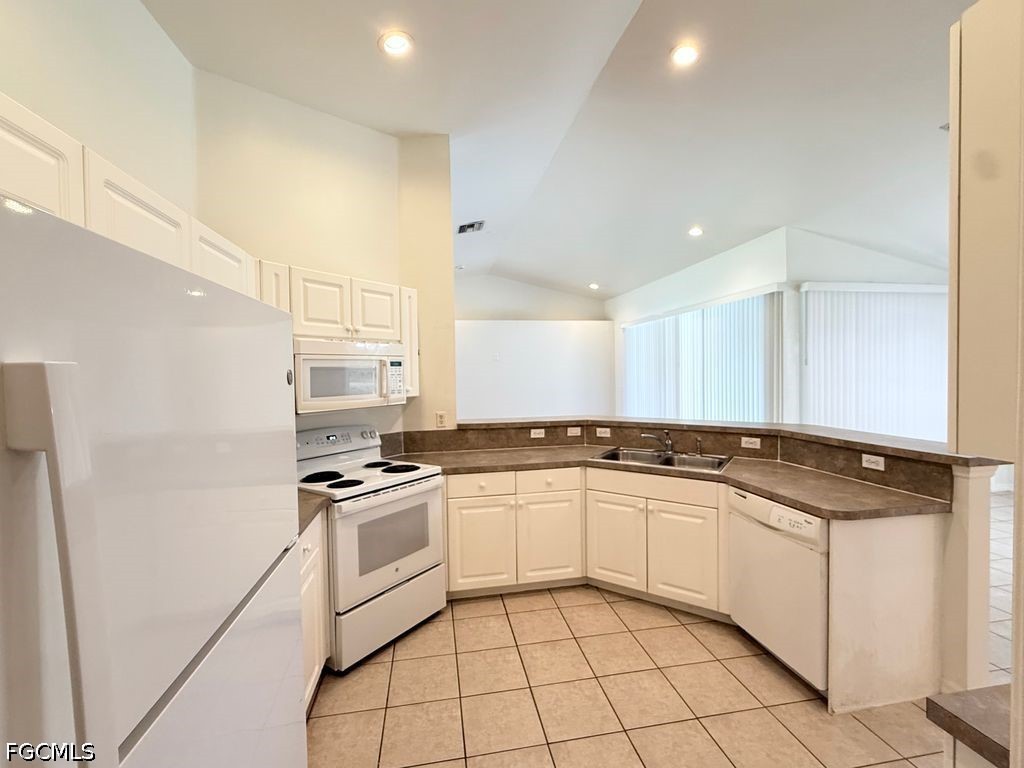 3 Bed Pool Home for Sale in Lehigh Acres, photo 11