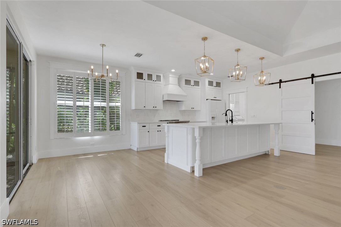 3 Bed Pool Home for Sale in Longshore Lake, photo 11