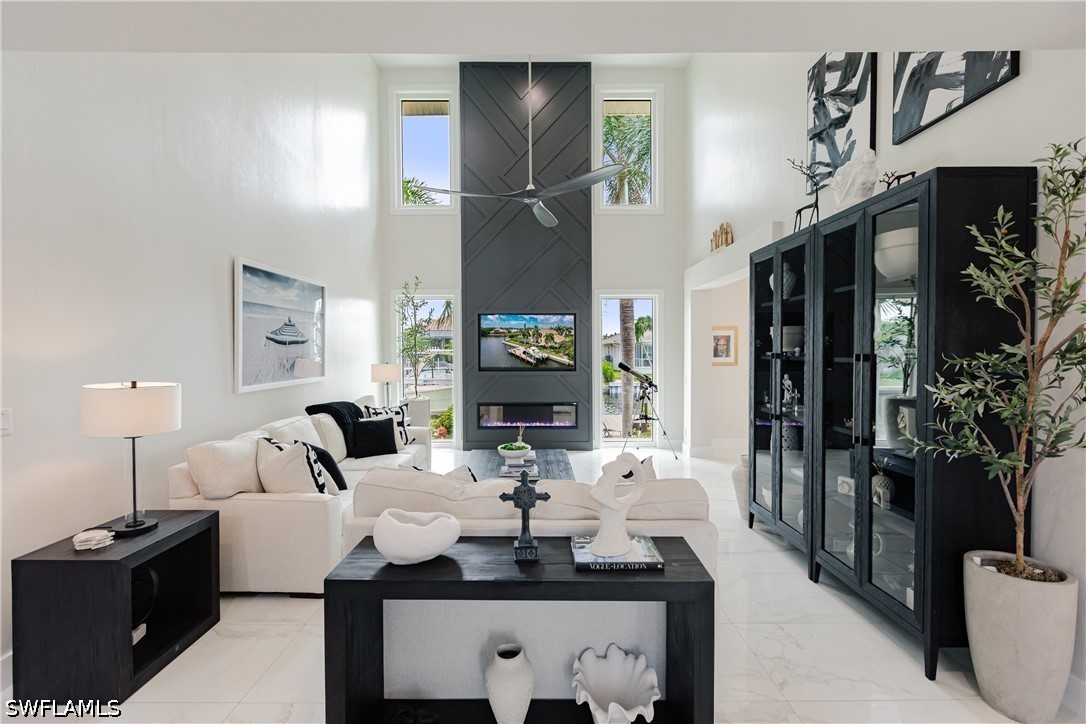 3 Bed Pool Home for Sale in Marco Beach, photo 11
