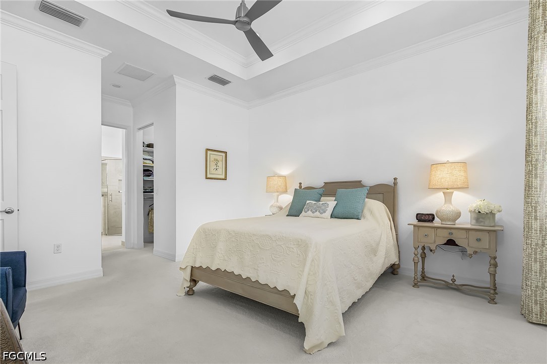 2 Bed SingleFamilyResidence for Sale in Naples, photo 11