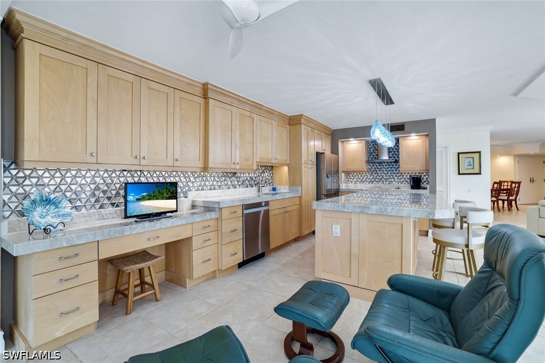 3 Bed Waterfront Home for Sale in Savoy, photo 11