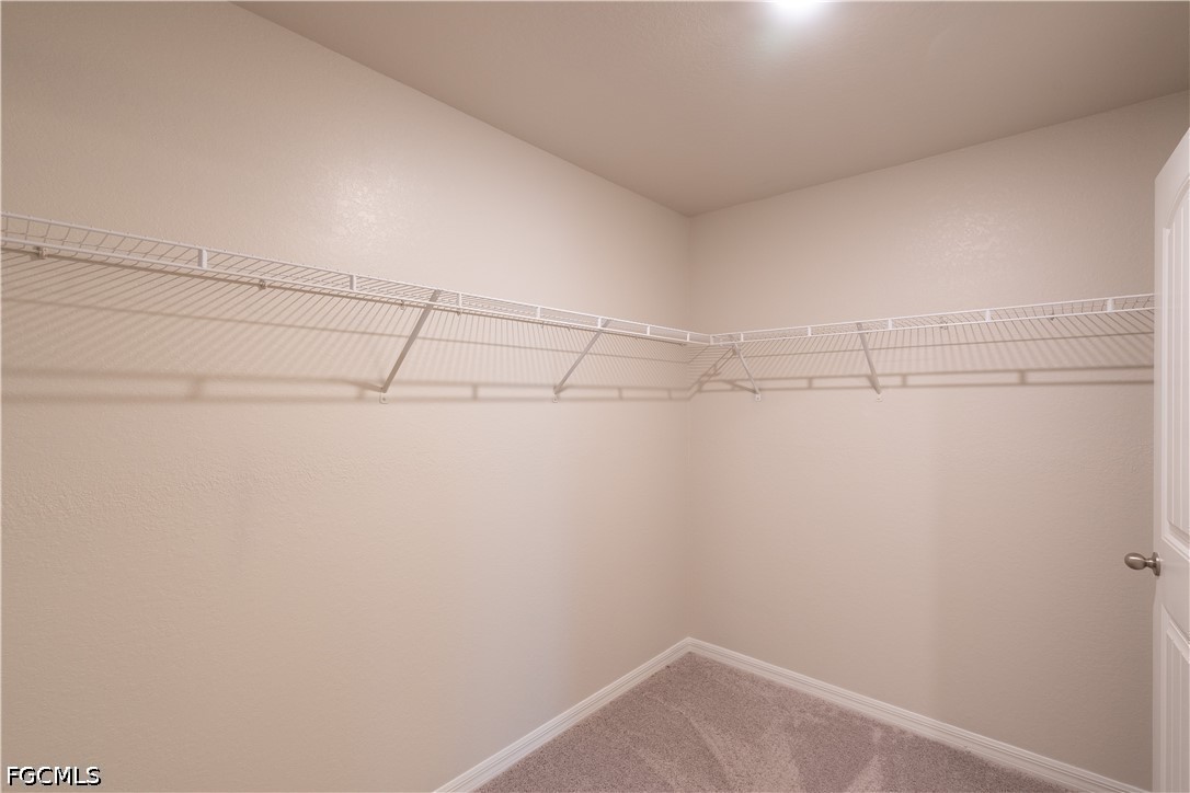 3 Bed SingleFamilyResidence for Sale in Cape Coral, photo 11