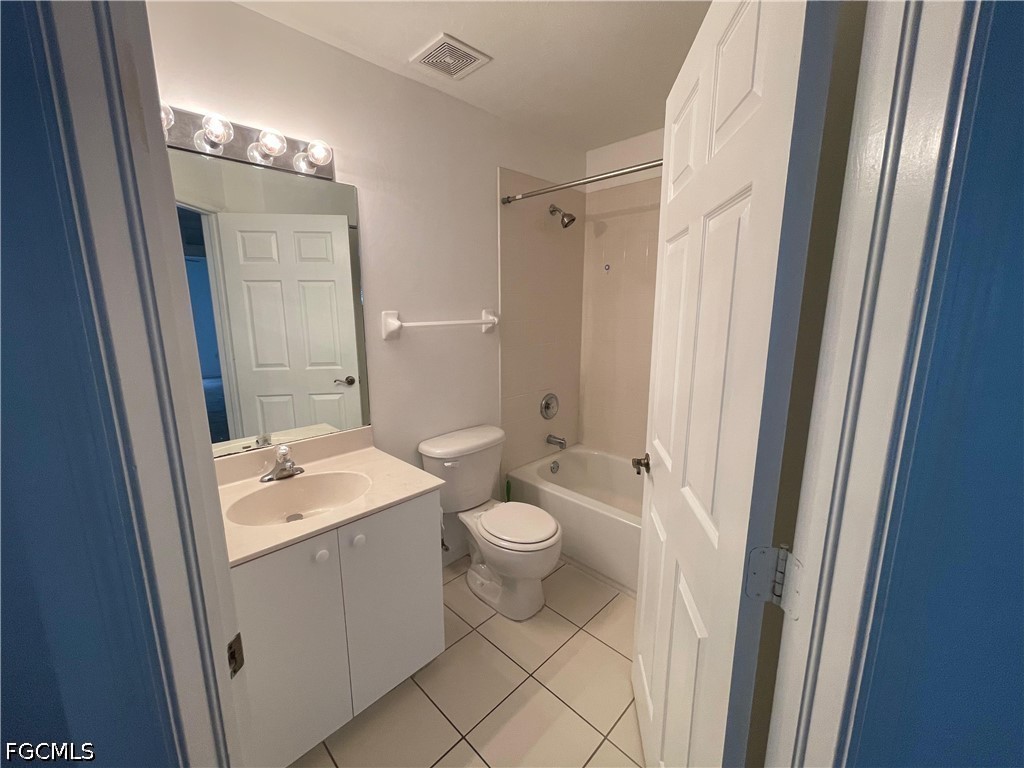 2 Bed Townhouse for Sale in Fort Myers, photo 11