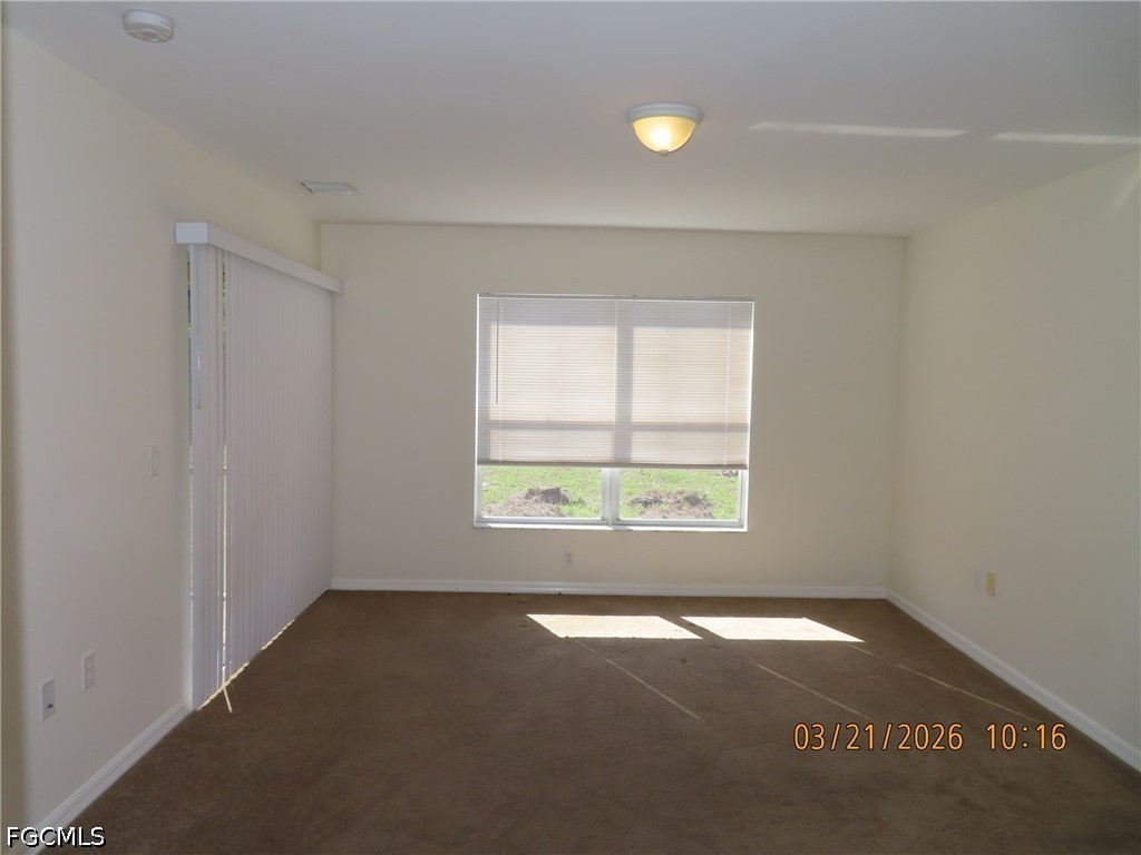 3 Bed SingleFamilyResidence for Sale in Laurel Oaks, photo 11