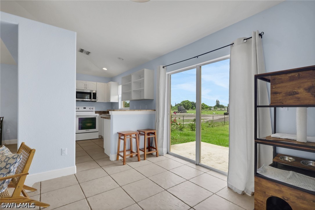 3 Bed SingleFamilyResidence for Sale in Naples, photo 11