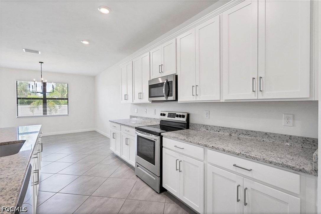 3 Bed SingleFamilyResidence for Sale in Timber Creek, photo 11
