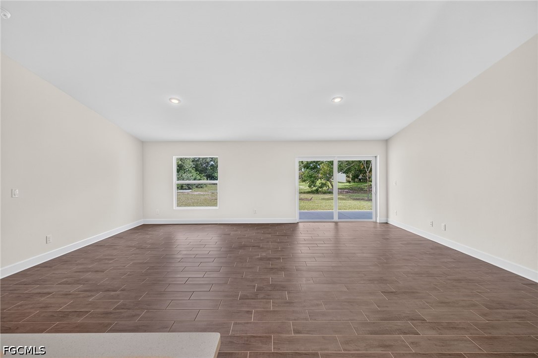 4 Bed SingleFamilyResidence for Sale in Cape Coral, photo 11