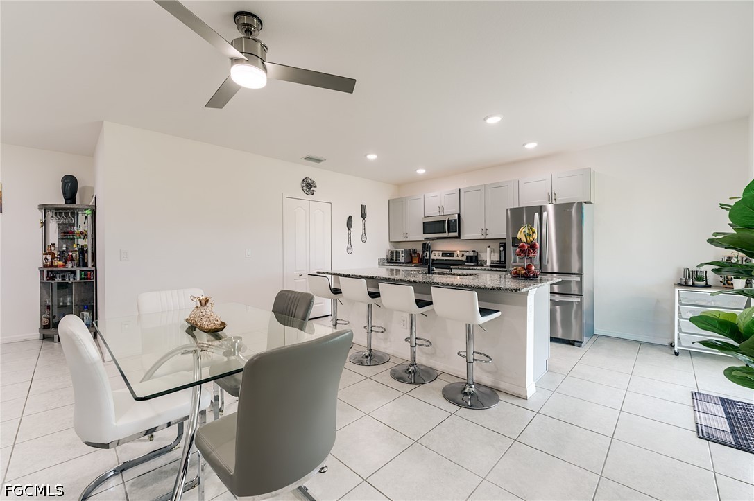 4 Bed SingleFamilyResidence for Sale in Cape Coral, photo 11