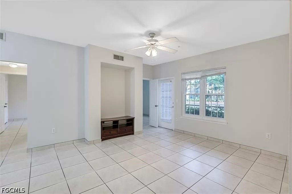 2 Bed Condominium for Sale in Estero, photo 11