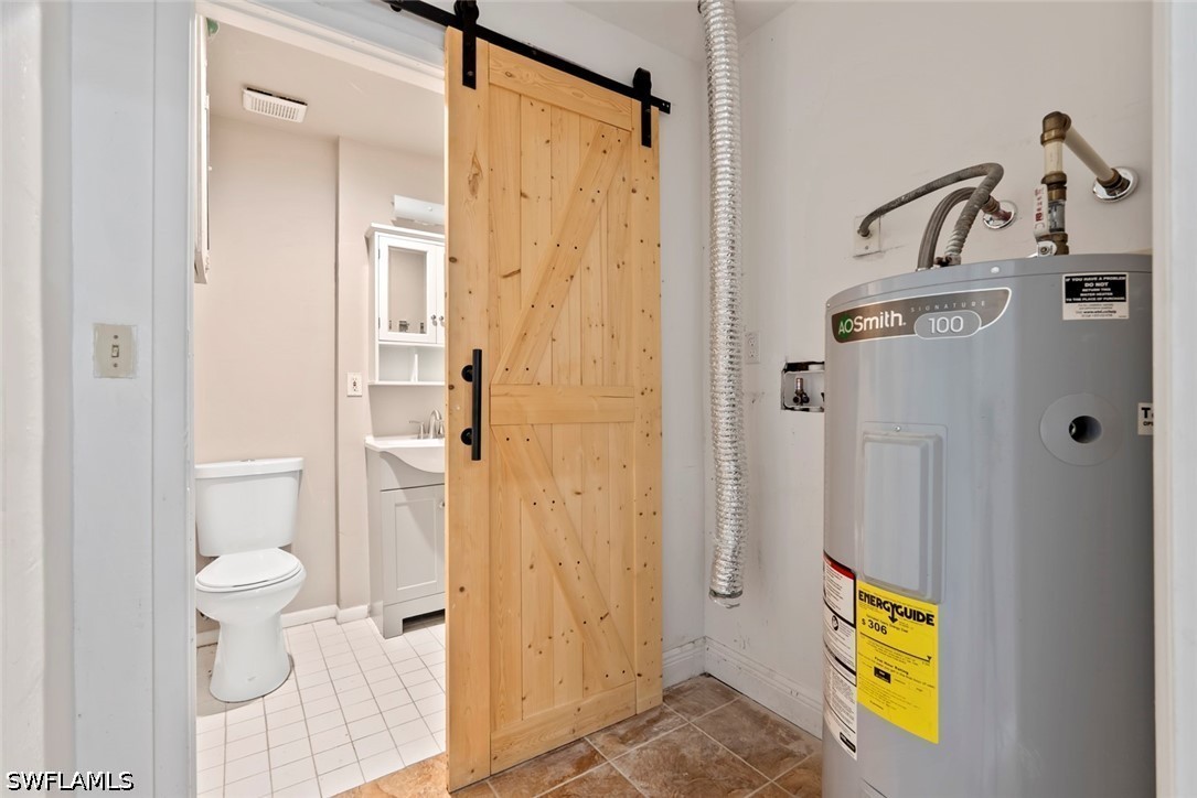 2 Bed SingleFamilyResidence for Sale in Lehigh Acres, photo 11