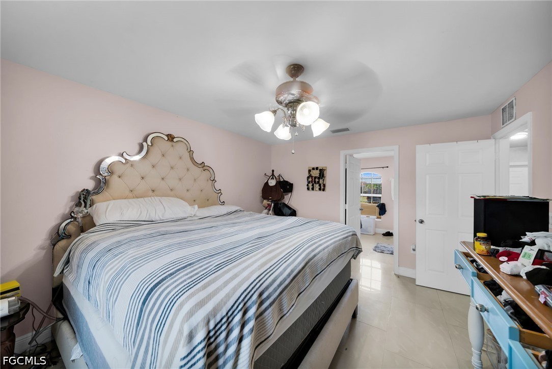 3 Bed SingleFamilyResidence for Sale in Lehigh Acres, photo 11