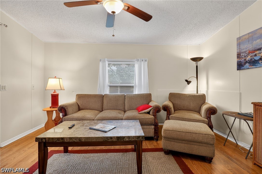 2 Bed ManufacturedHome for Sale in Naples, photo 11