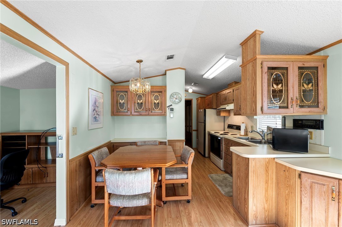 1 Bed ManufacturedHome for Sale in Estero, photo 11