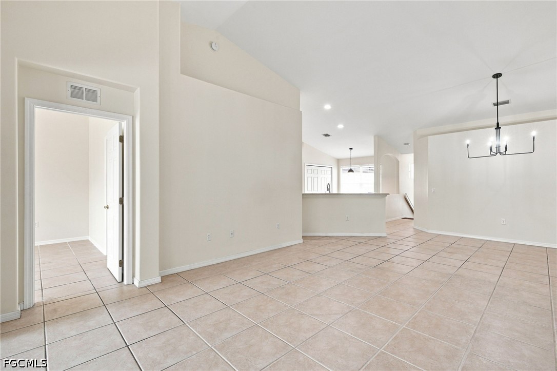 2 Bed Waterfront Home for Sale in Fort Myers, photo 11