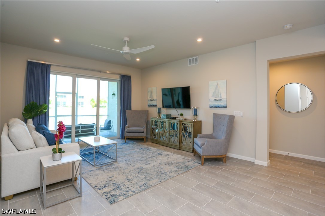 2 Bed Condominium for Sale in Arboretum, photo 11
