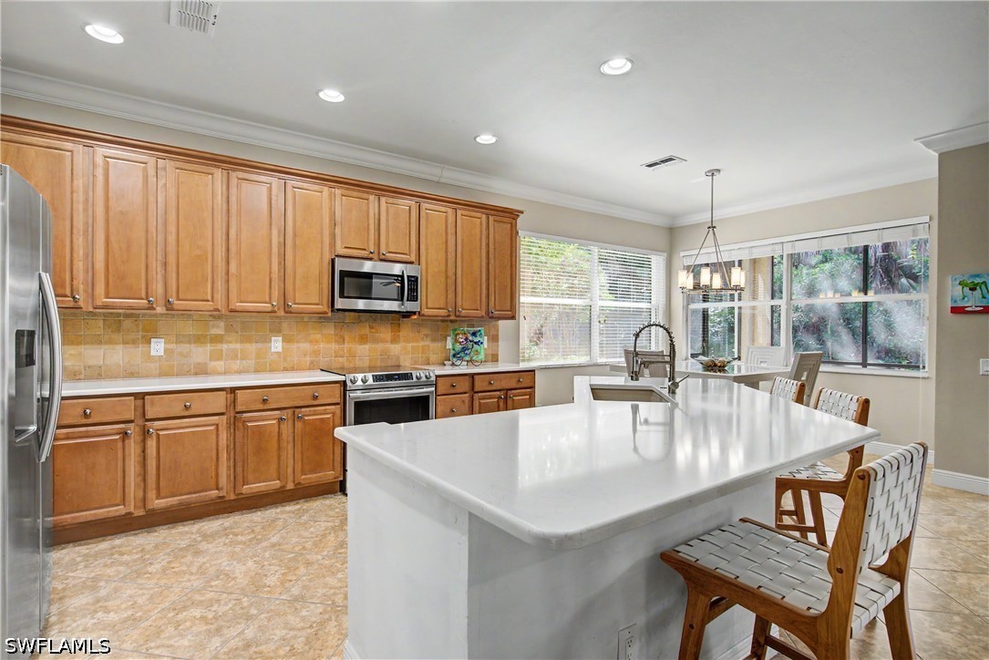 2 Bed Waterfront Home for Sale in Cassia, photo 11