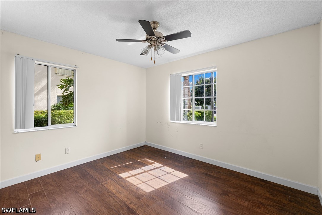 2 Bed Condominium for Sale in Naples, photo 11