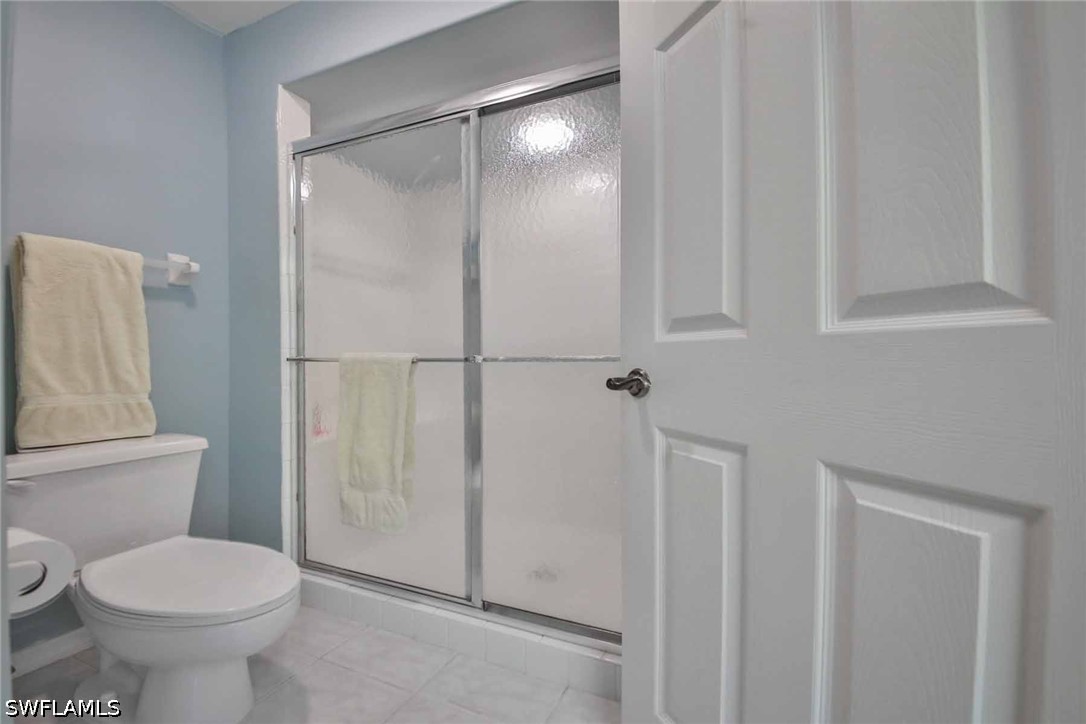 2 Bed Condominium for Sale in Bonita Springs, photo 11