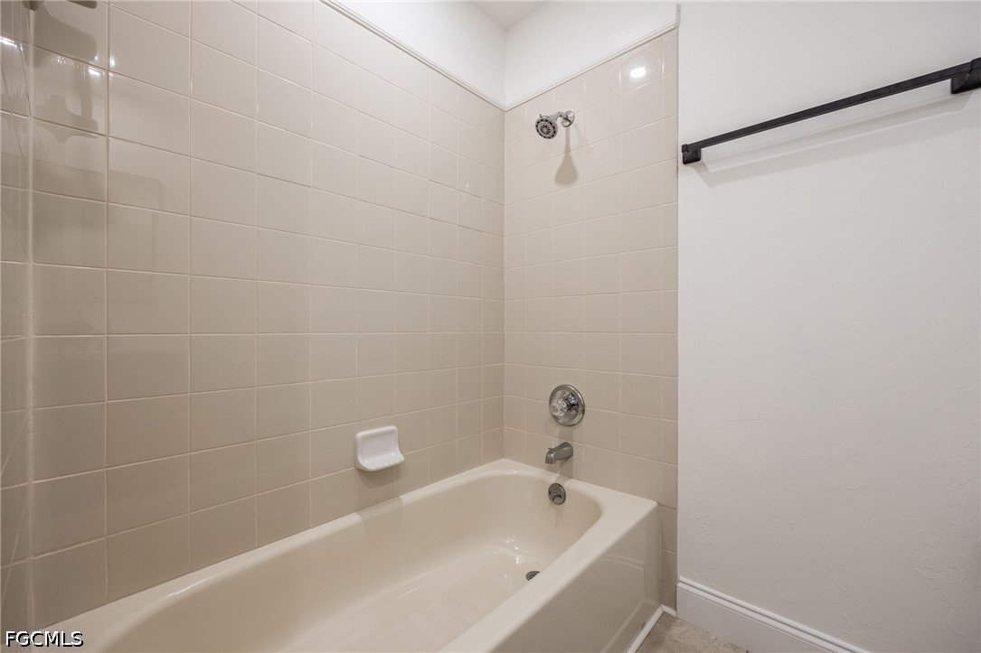 3 Bed Townhouse for Sale in Robin'S Roost, photo 11