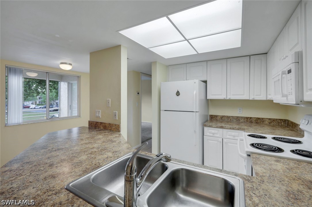1 Bed Condominium for Sale in The Greens, photo 11