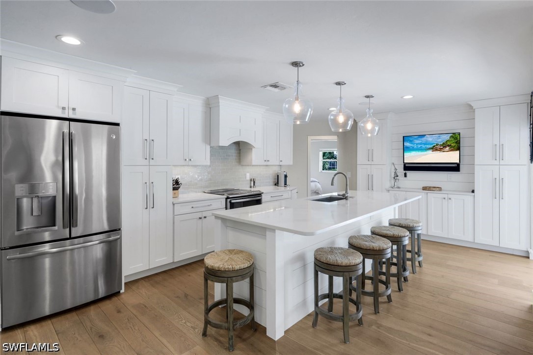 3 Bed Pool Home for Sale in Marco Beach, photo 11