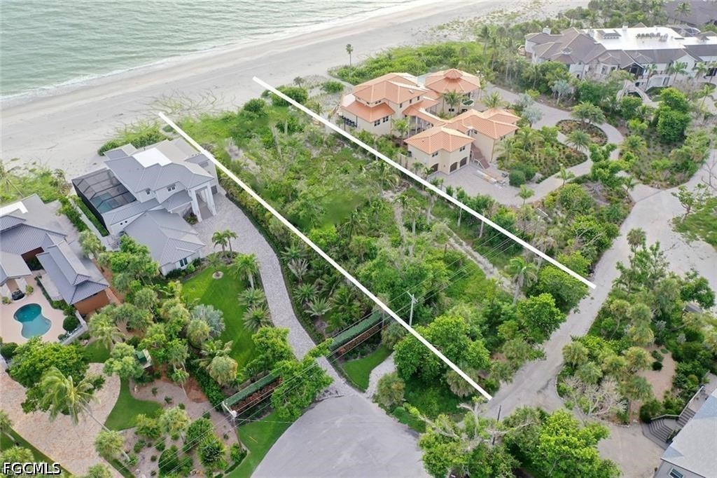 Waterfront Home for Sale in Metes And Bounds, photo 11