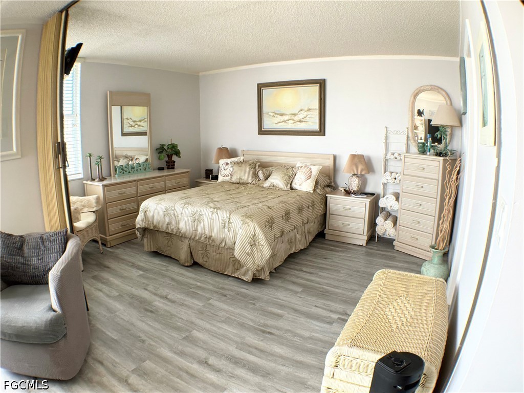 1 Bed Waterfront Home for Sale in Fort Myers Beach, photo 11