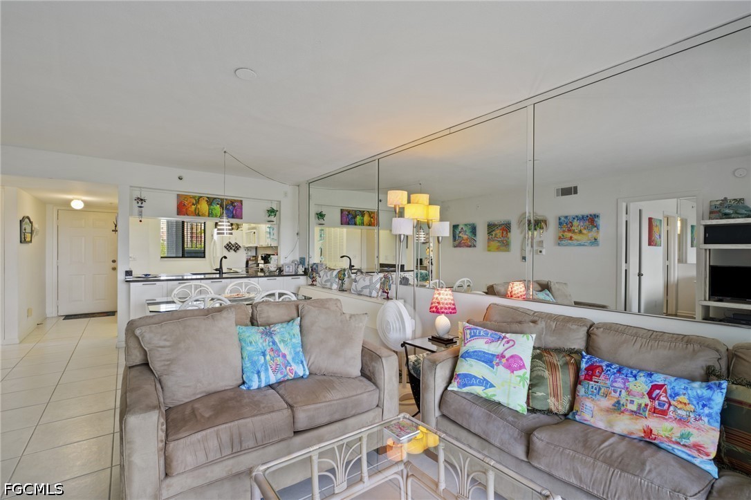 2 Bed Waterfront Home for Sale in Admirals Bay, photo 11