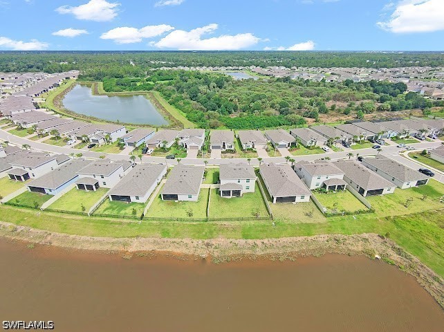 4 Bed Waterfront Home for Sale in Brightwater Lagoon, photo 11