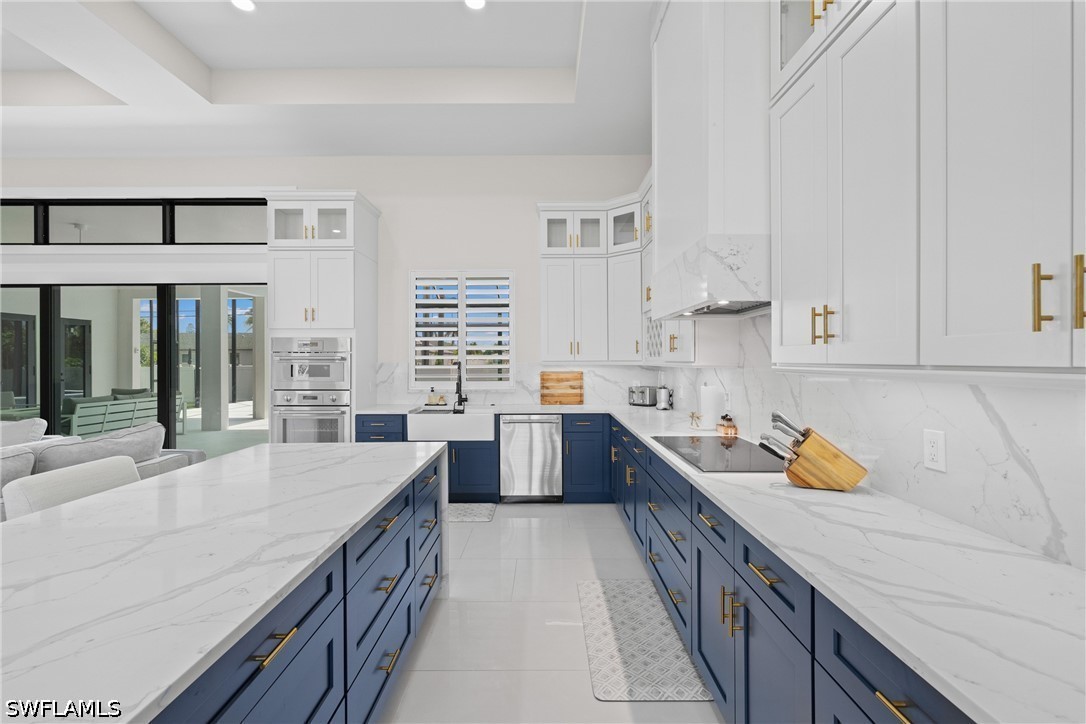 5 Bed Pool Home for Sale in Naples Park, photo 11