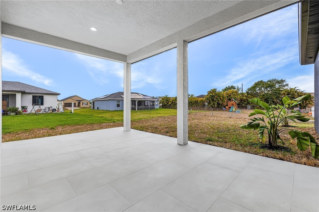 4 Bed SingleFamilyResidence for Sale in Cape Coral, photo 11