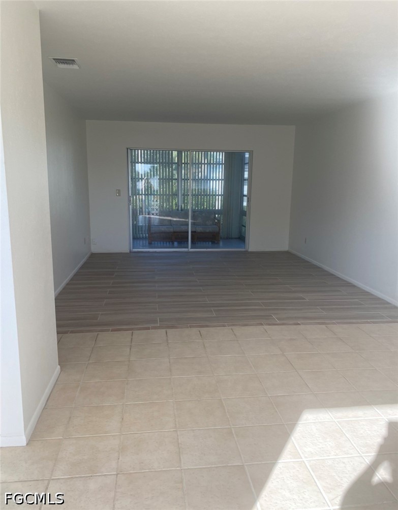 2 Bed Waterfront Home for Sale in Tropic Terrace, photo 11