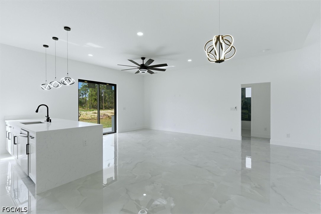 3 Bed SingleFamilyResidence for Sale in Lehigh Acres, photo 11