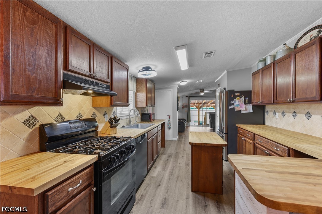 3 Bed SingleFamilyResidence for Sale in Labelle, photo 11