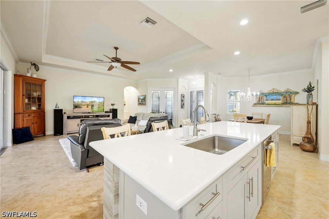 4 Bed SingleFamilyResidence for Sale in Estero, photo 11
