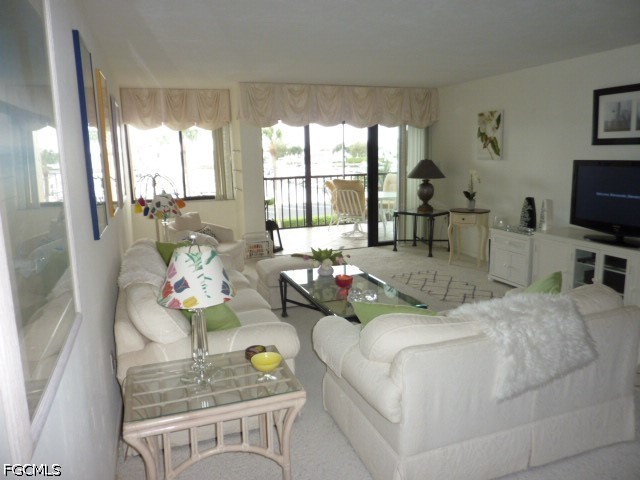 2 Bed Condominium for Sale in Fort Myers, photo 11