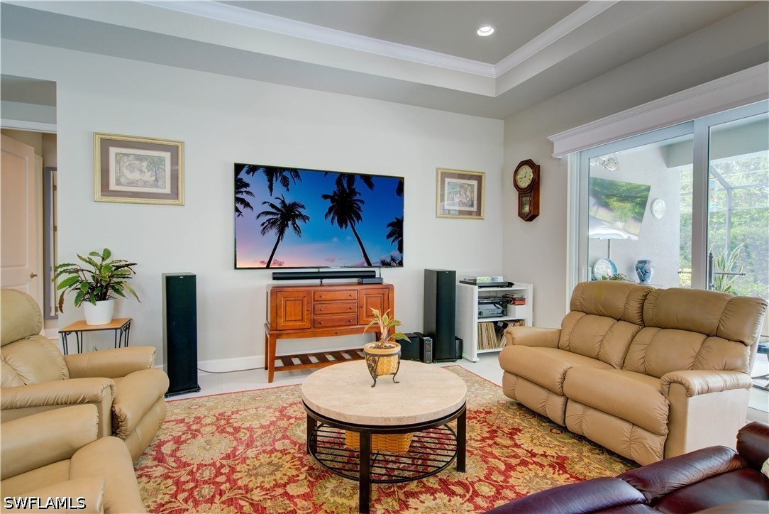 4 Bed Pool Home for Sale in Valencia Bonita, photo 11