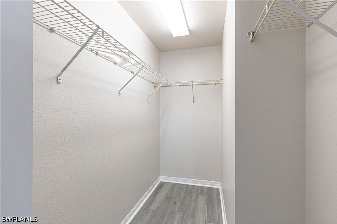 3 Bed SingleFamilyResidence for Sale in Greenbriar, photo 11