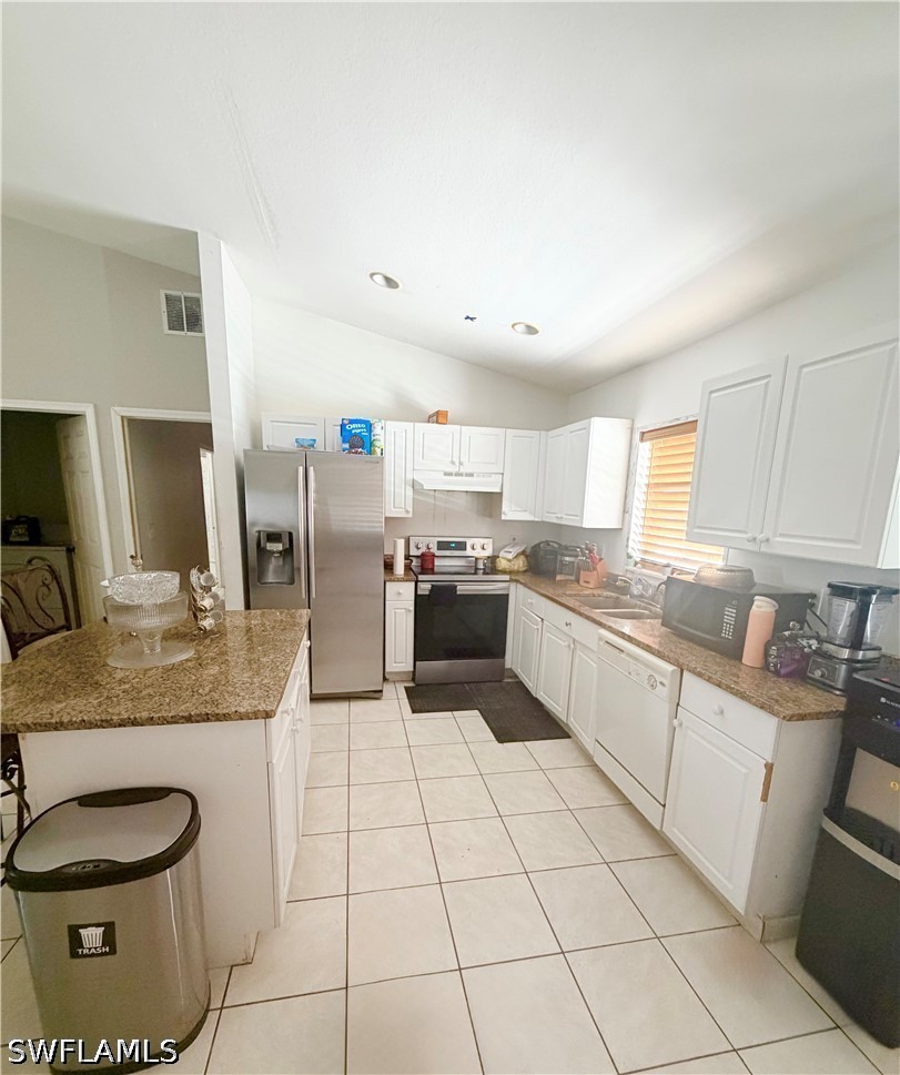 3 Bed Pool Home for Sale in Lehigh Acres, photo 11