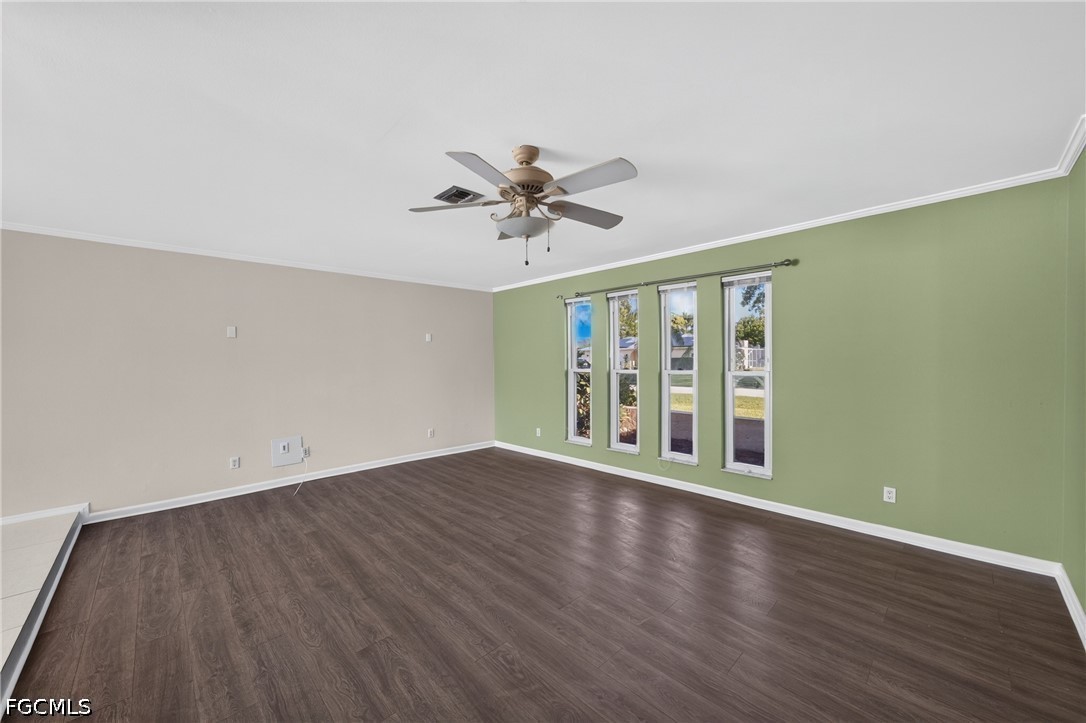 3 Bed Pool Home for Sale in Cape Coral, photo 11
